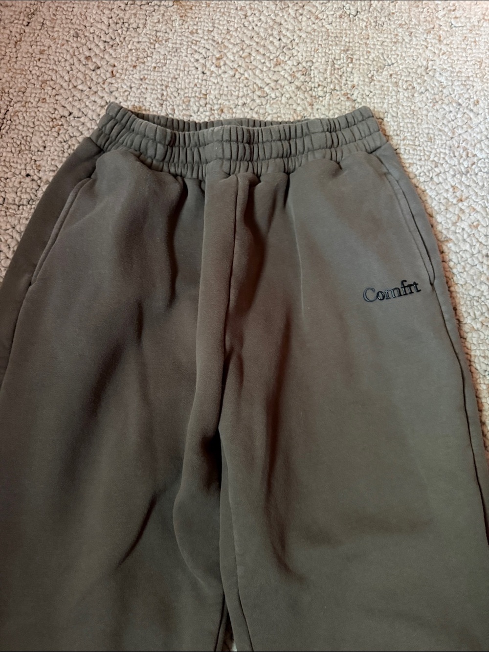 Comfrt Kids Olive Green Sweatpants - Picture 2 of 6